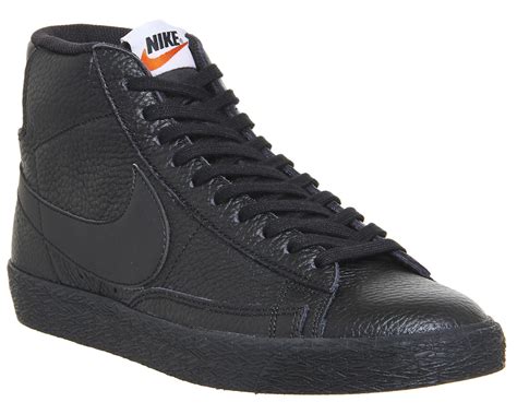 nike blazer all zwart|Nike Blazer high top.